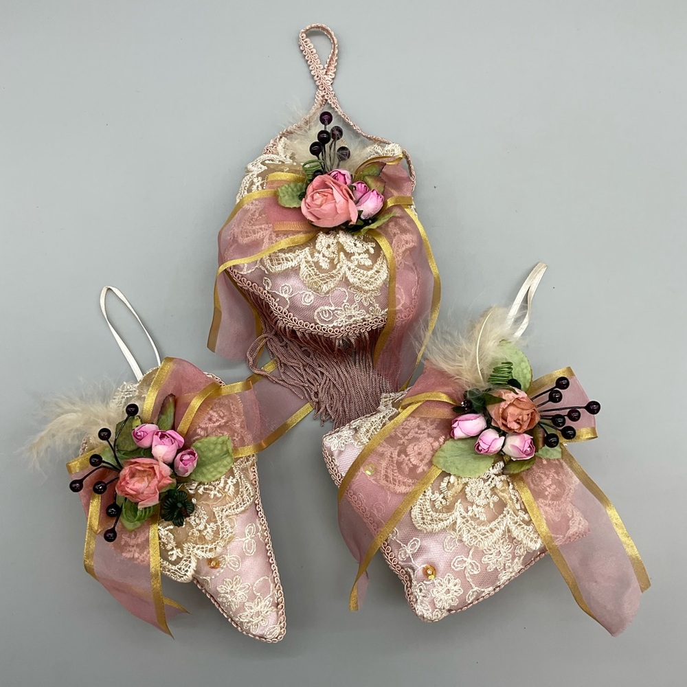 1990s Set of 3 Victorian Lace Ornaments Pink Ribbons Roses